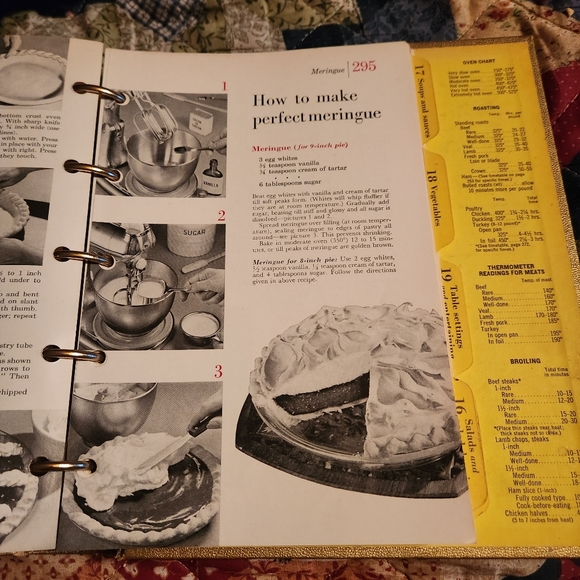 Better Homes and Gardens New Cookbook Souvenir Edition Binder Style Illustrated - Picture 5 of 8